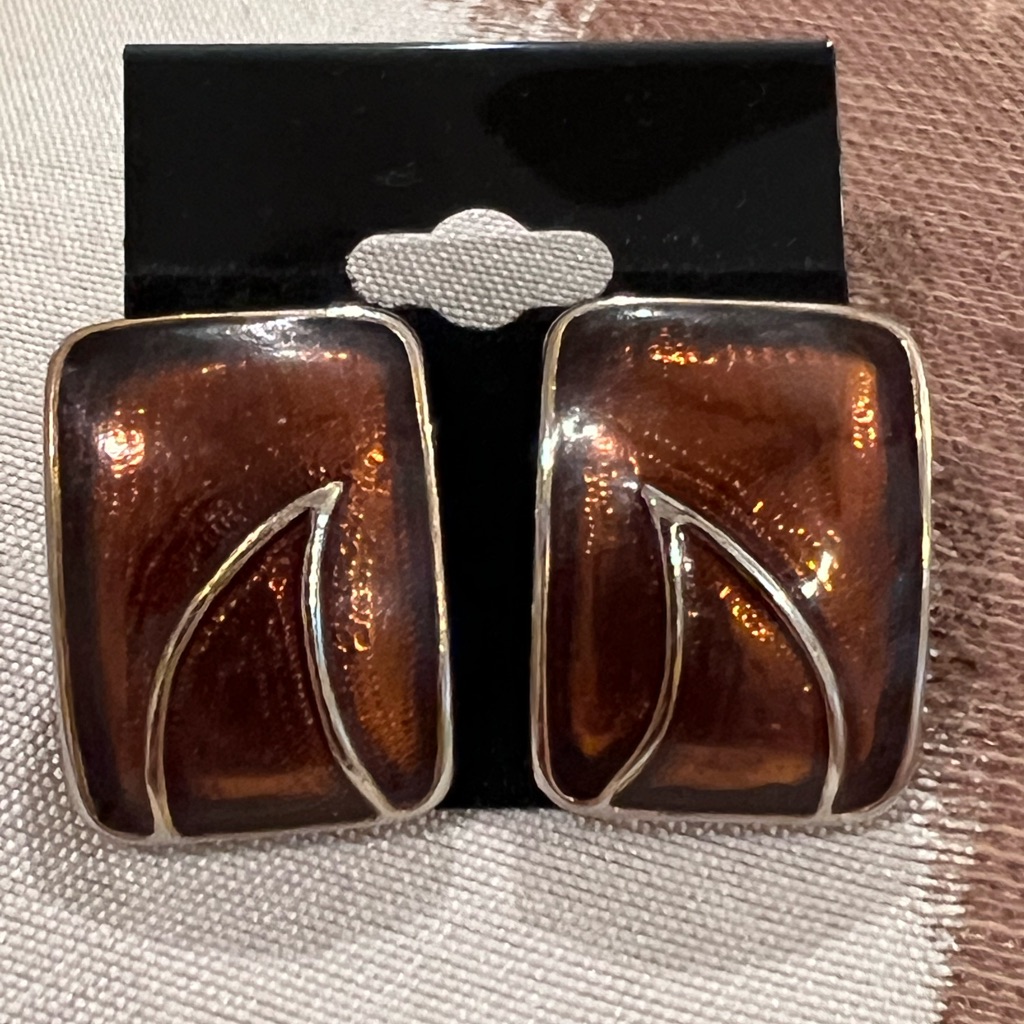 Vintage Brown Rectangular Earrings With Silver Accents